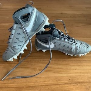 Nike Huarache Varsity Youth Cleats, Size 6Y